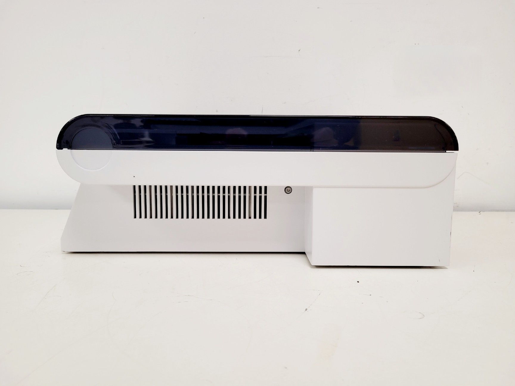 Image of  Agilent 3100 OFFGEL Fractionator G3100A Fraction Collector