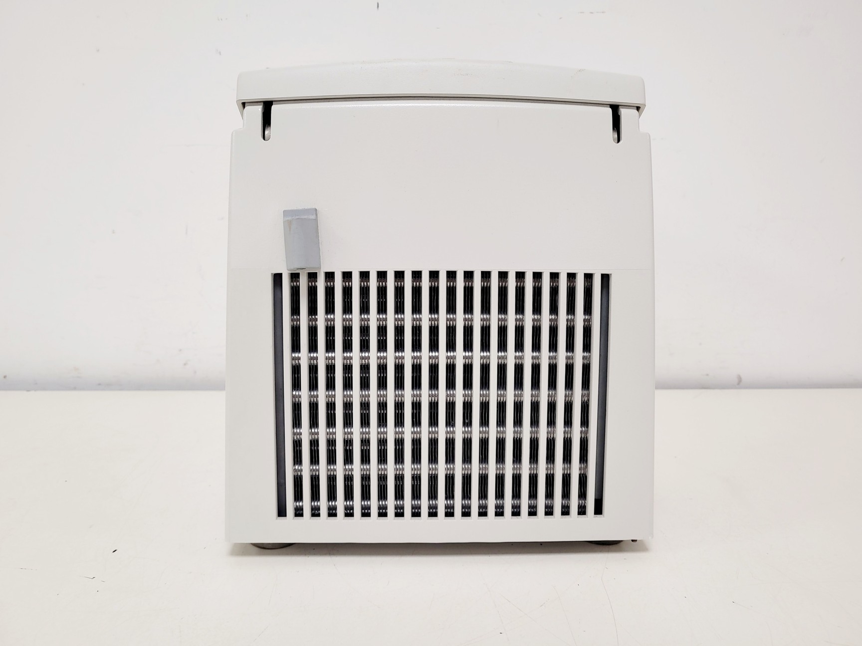 Image of ThermoFisher Scientific MicroCL 21R Benchtop Centrifuge