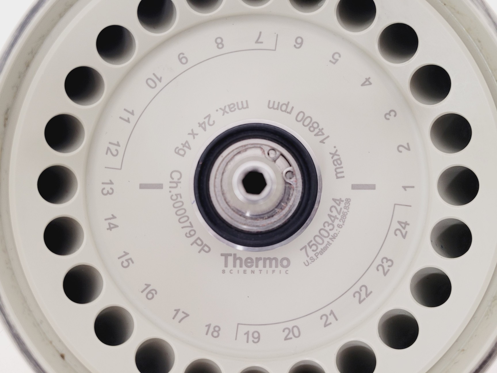 Image of ThermoFisher Scientific MicroCL 21R Benchtop Centrifuge