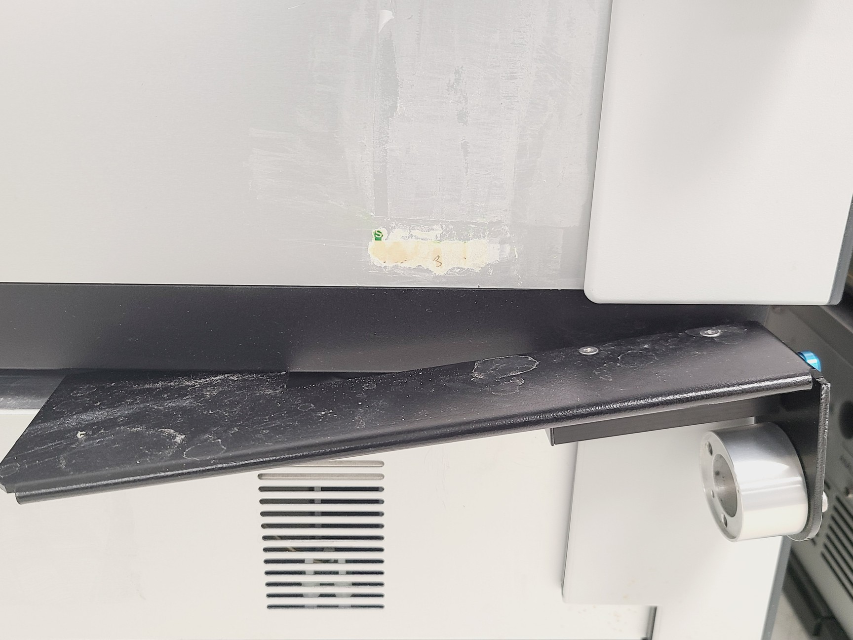 Image of Dionex Ultimate 3000 HPLC Modules, 3000 Pumps, VWD, Control / Interface Module