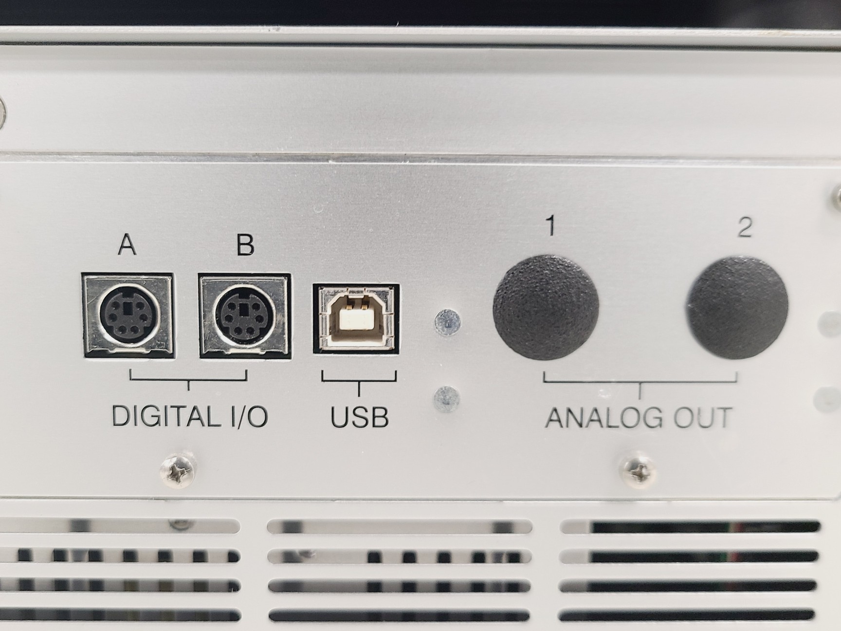 Image of Dionex Ultimate 3000 HPLC Modules, 3000 Pumps, VWD, Control / Interface Module