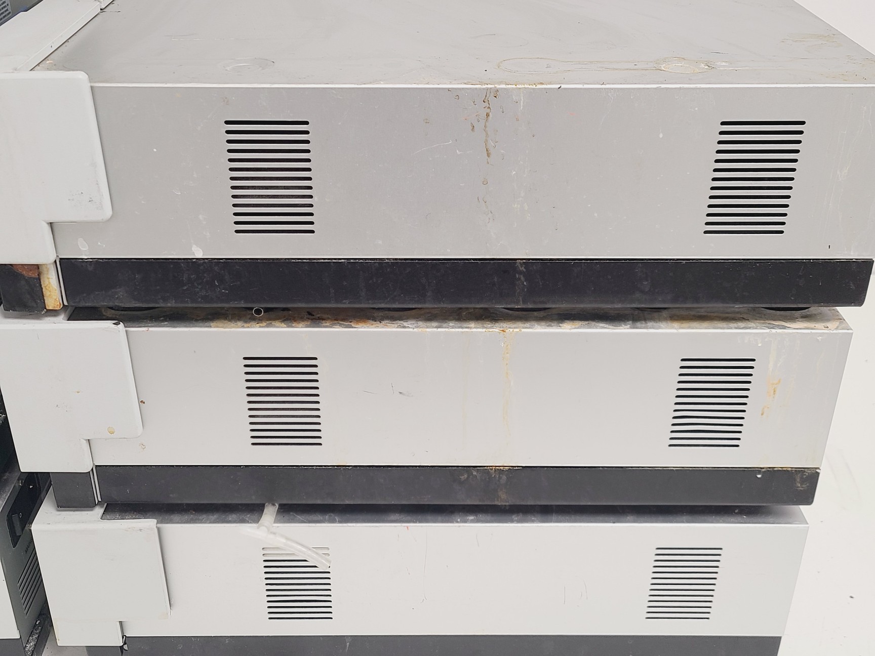 Image of Dionex Ultimate 3000 HPLC Modules, 3000 Pumps, VWD, Control / Interface Module