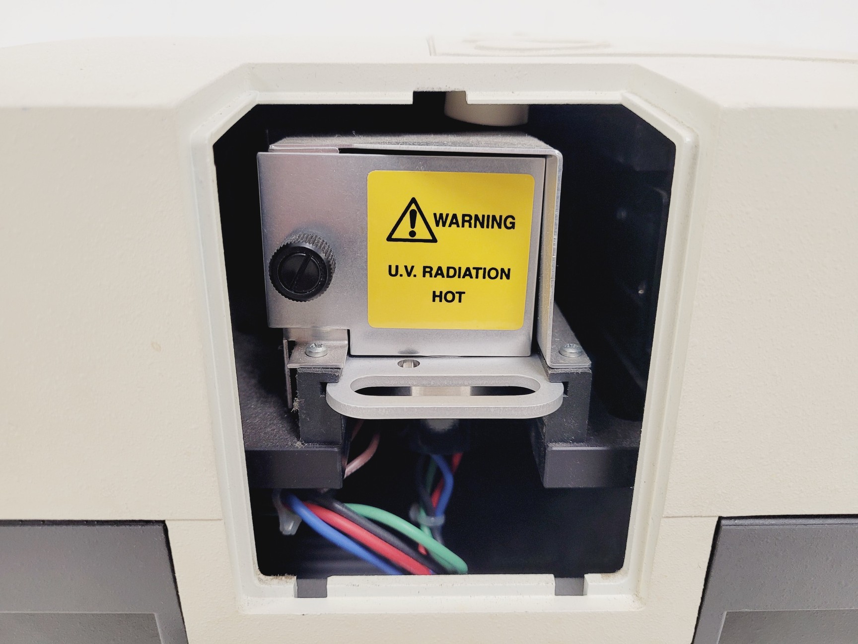 Image of Pharmacia Biotech Ultrospec 4000 UV/Visible Spectrophotometer