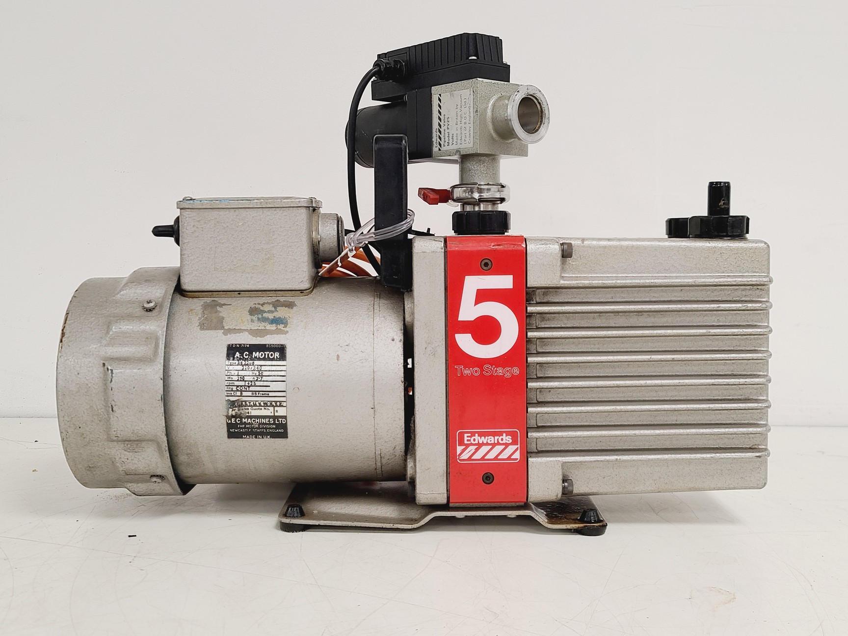 Image of Edwards 5 Two Stage E2M5 High Vacuum Pump