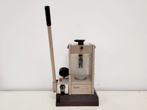 Thumbnail image of Specac Atlas Series Manual Hydraulic Press 15,001