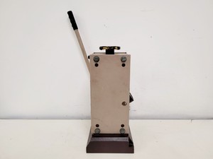 Thumbnail image of Specac Atlas Series Manual Hydraulic Press 15,001