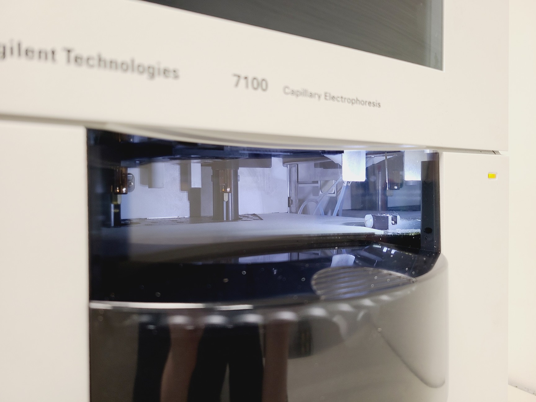 Image of Agilent 7100 CE Capillary Electrophoresis System G7100A