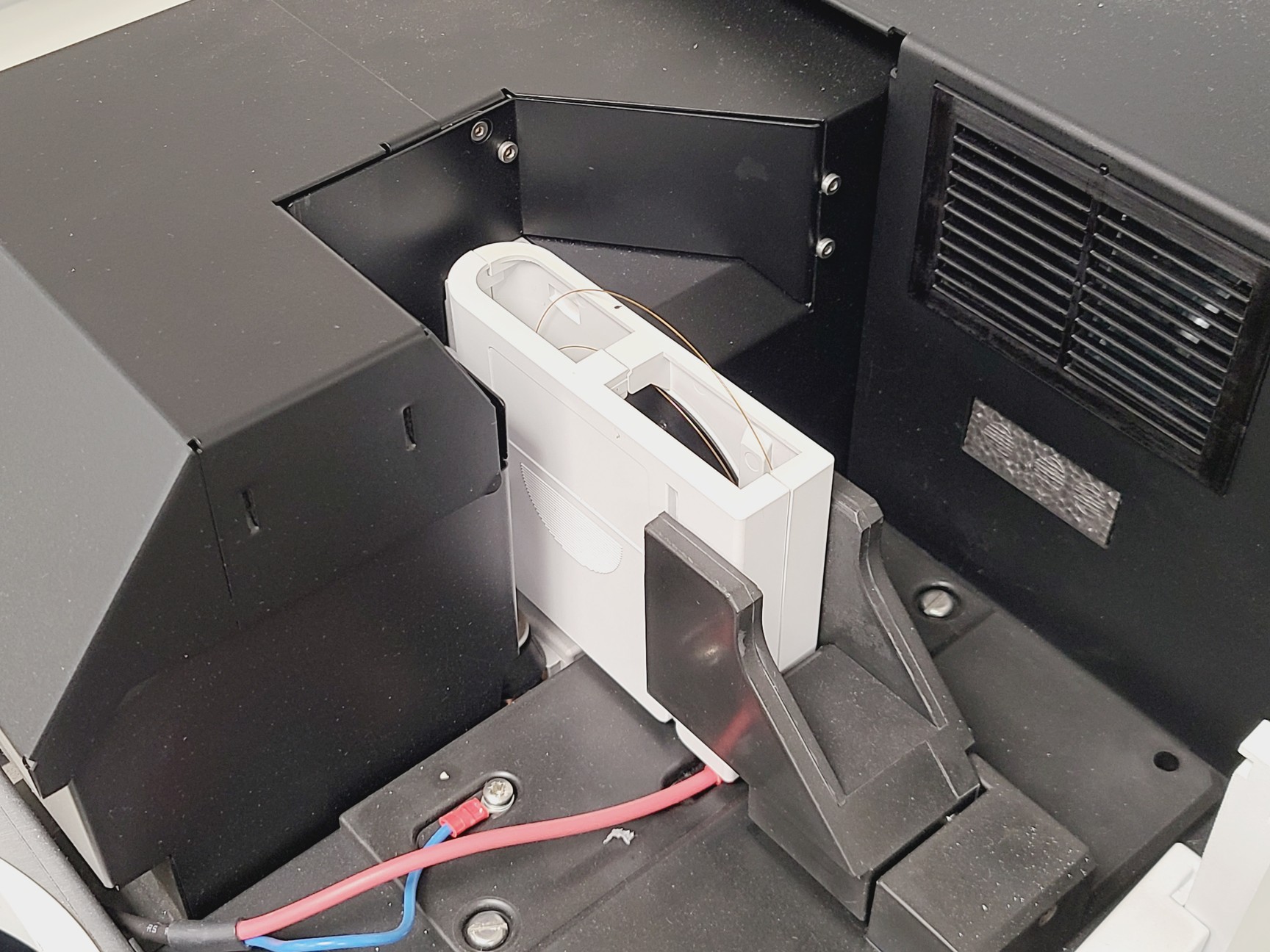 Image of Agilent 7100 CE Capillary Electrophoresis System G7100A