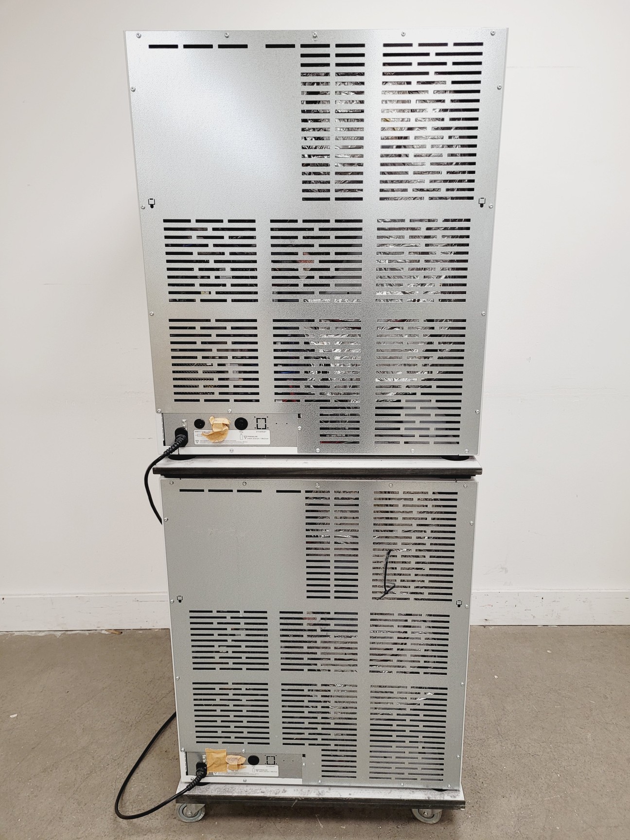 Image of Binder C150 C02 Laboratory Incubator Double Stack