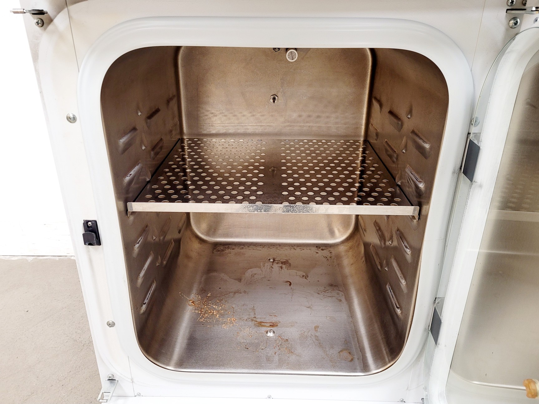 Image of Binder C150 C02 Laboratory Incubator Double Stack