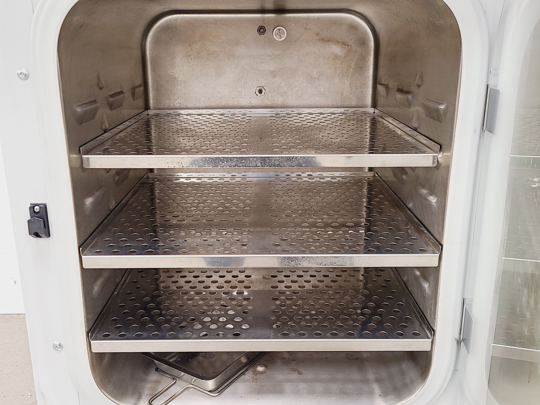 Image of Binder C150 C02 Laboratory Incubator Double Stack