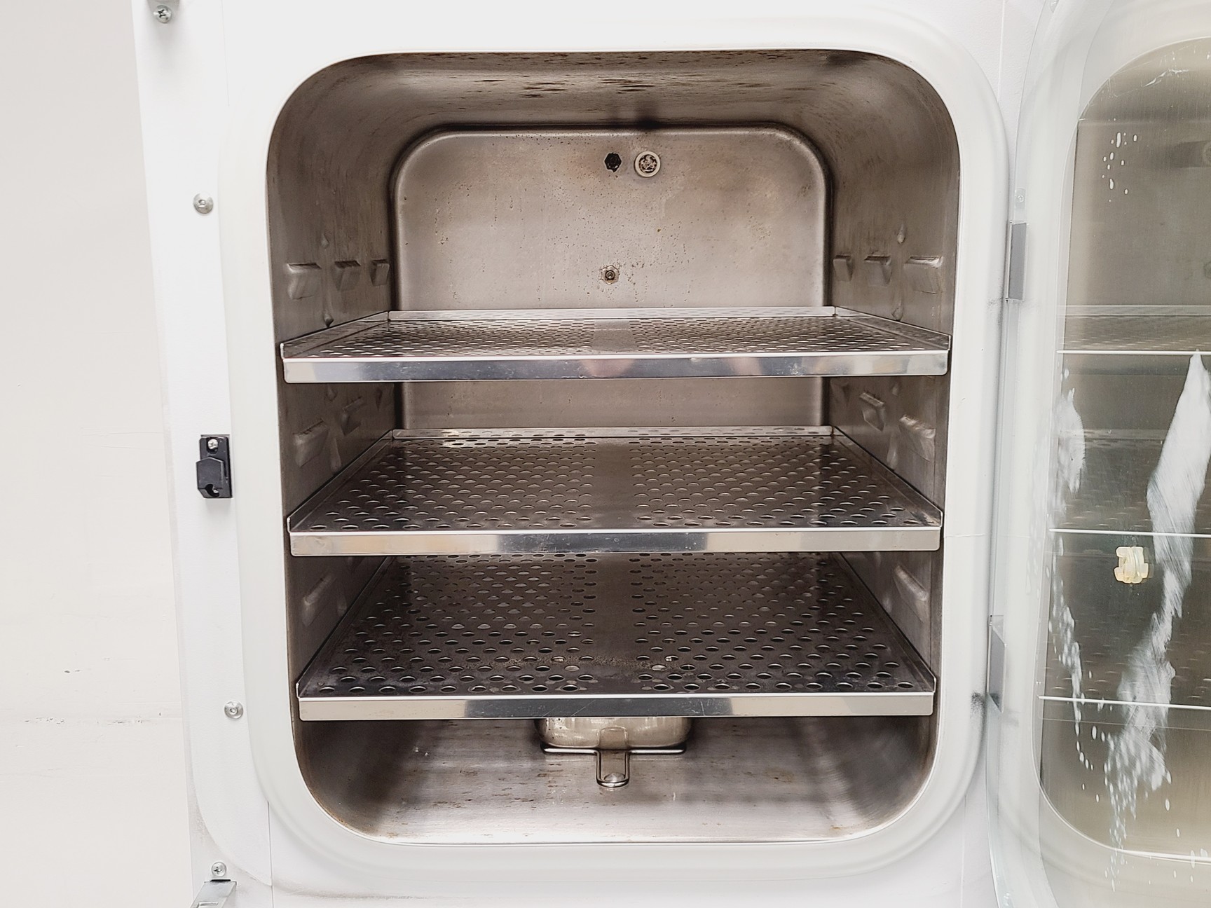 Image of Binder C150 C02 Laboratory Incubator Double Stack