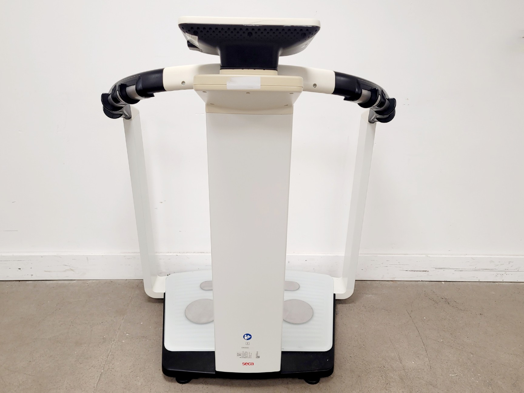 Image of Seca Model 5157021099 Medical Body Composition Analyzer