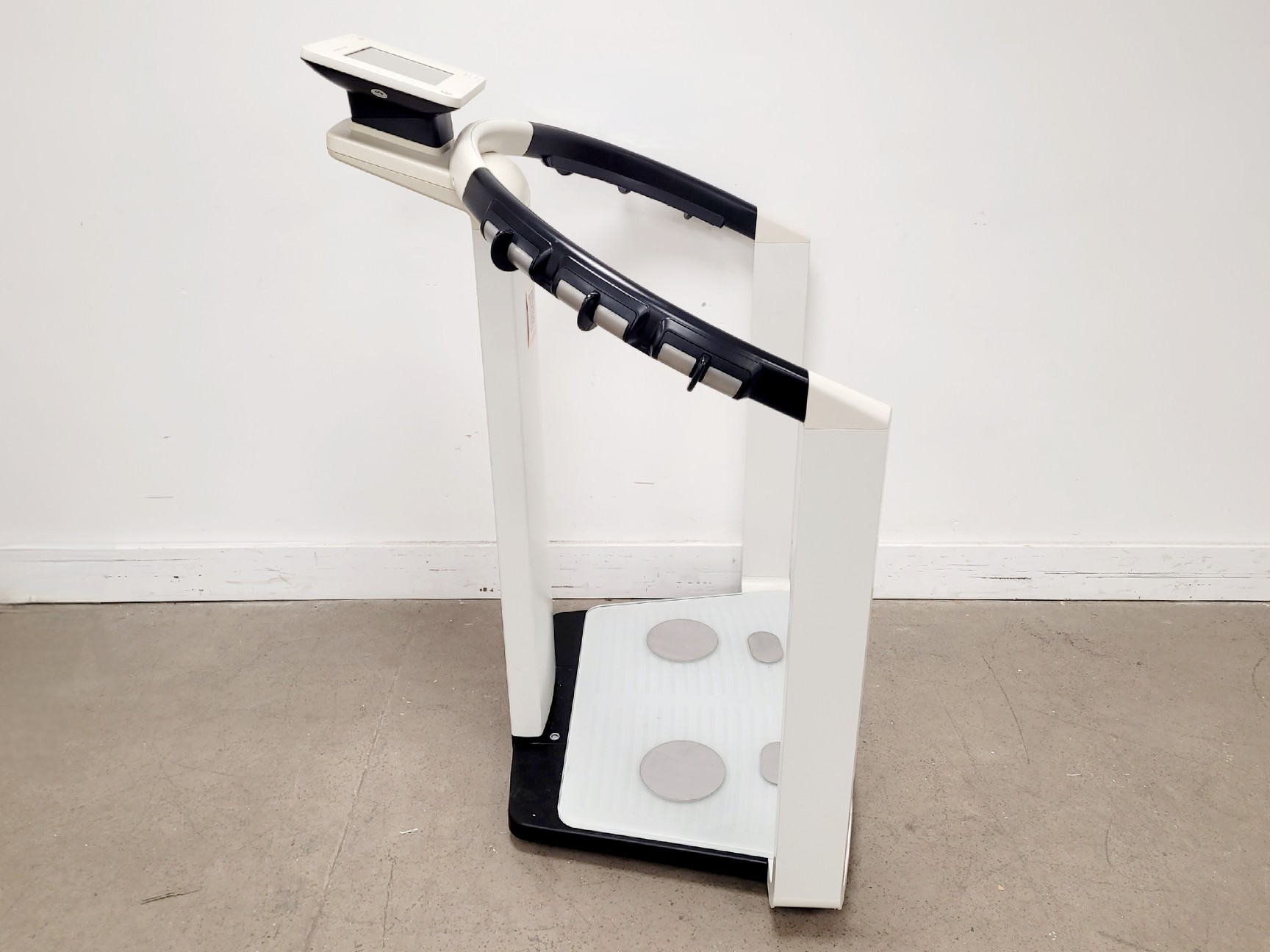 Image of Seca Model 5157021099 Medical Body Composition Analyzer