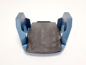 Thumbnail image of Sorvall ST-H750 Swinging Rotor 4300rpm / 8 x Buckets Microplate & Swing Buckets