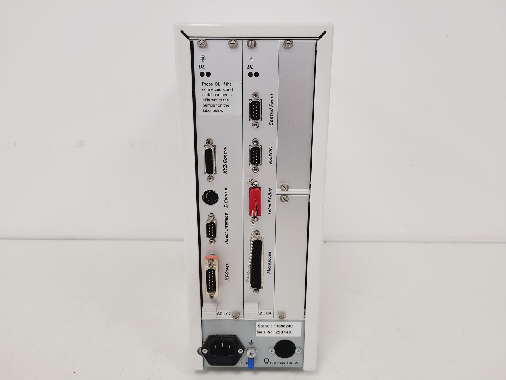 Image of Leica DMIRE2 Confocal Microscope W/ CTRMIC Controller 