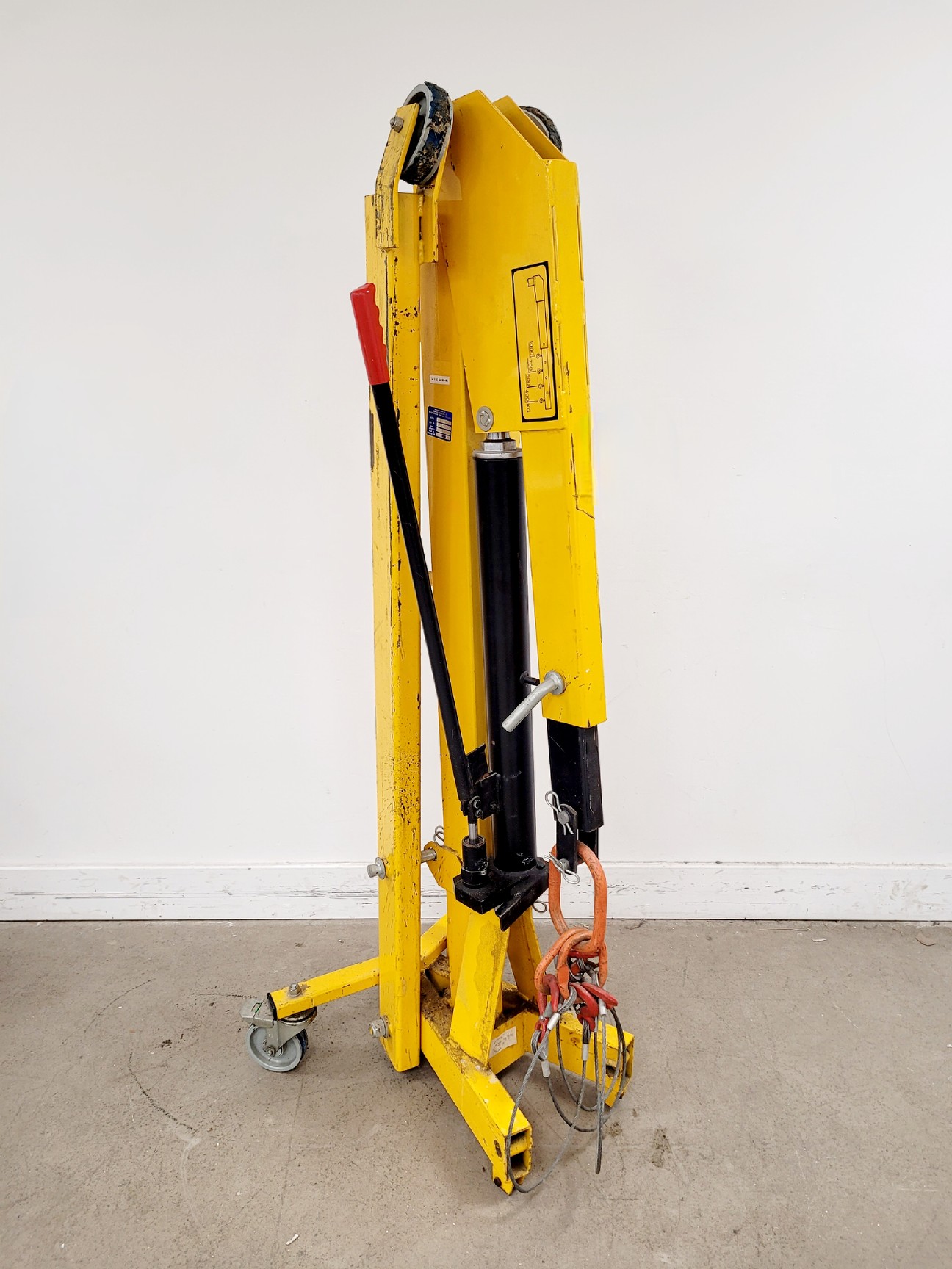 Image of Advanced Handling Portable Crane Model - H500 Max Capacity 1000kg