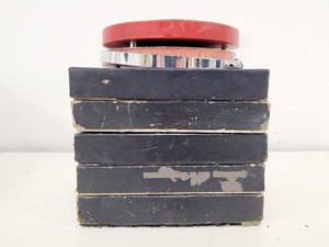 Thumbnail image of Struers DP 10 Hand Polisher w/ 1x 0PSµm 3x 1µm 1x 6µm 1x 1/4µm 1x 3µm Discs