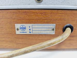 Thumbnail image of Struers DP 10 Hand Polisher w/ 1x 0PSµm 3x 1µm 1x 6µm 1x 1/4µm 1x 3µm Discs