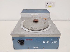 Thumbnail image of Struers DP 10 Hand Polisher w/ 1x 0PSµm 3x 1µm 1x 6µm 1x 1/4µm 1x 3µm Discs