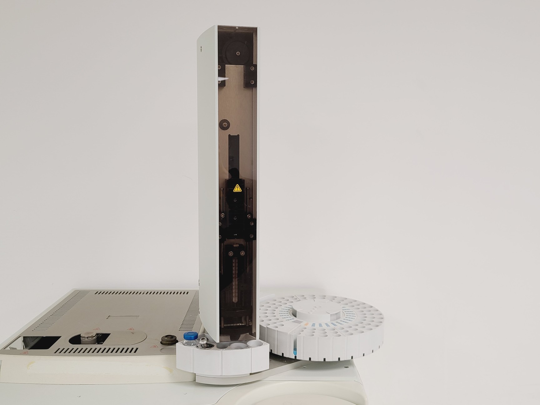 Image of ThermoQuest TRACE 2000 Series GC with Autosampler Model K02432720000000