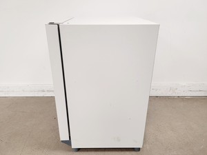 Thumbnail image of Thermo Scientific Heratherm OMH100 Oven