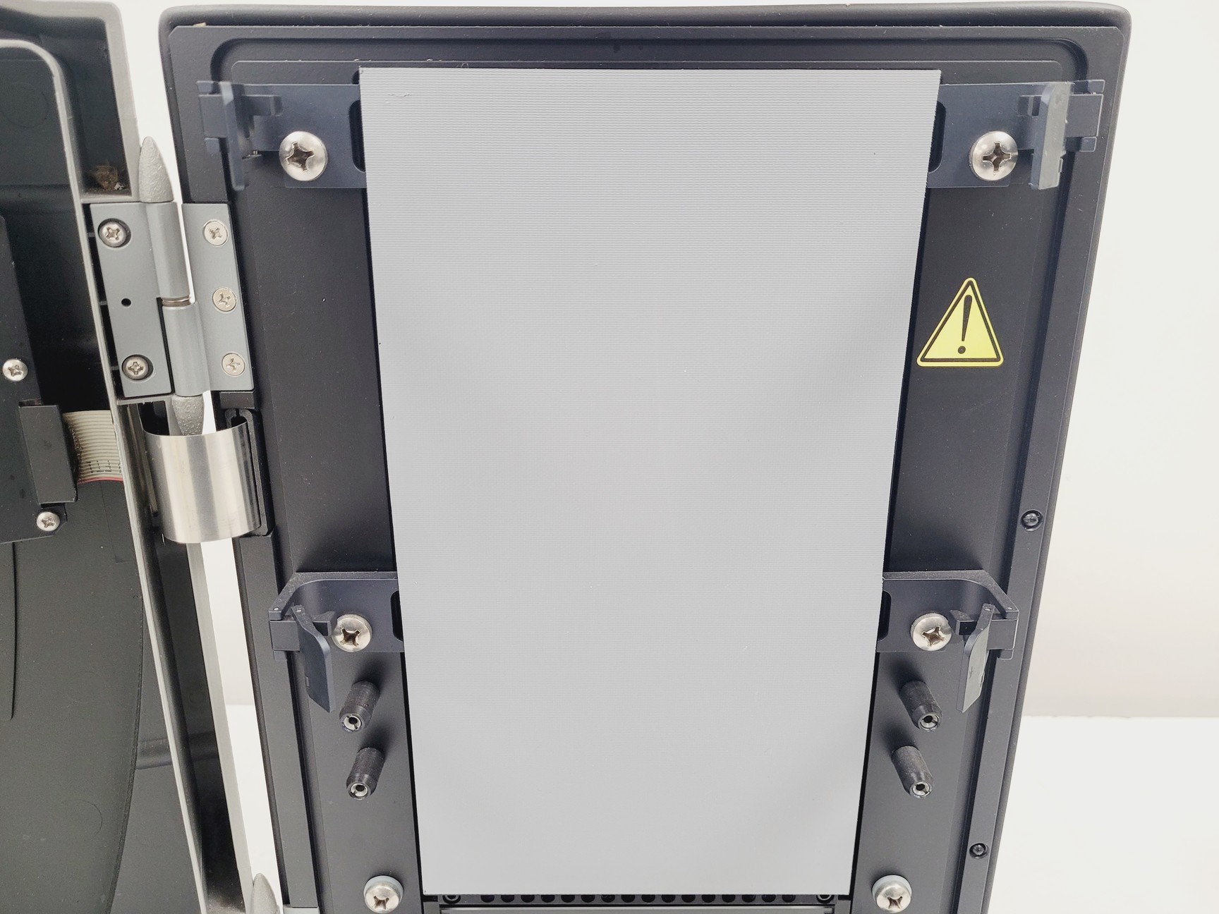 Image of Visible Genetics Long-Read Tower DNA Sequencer