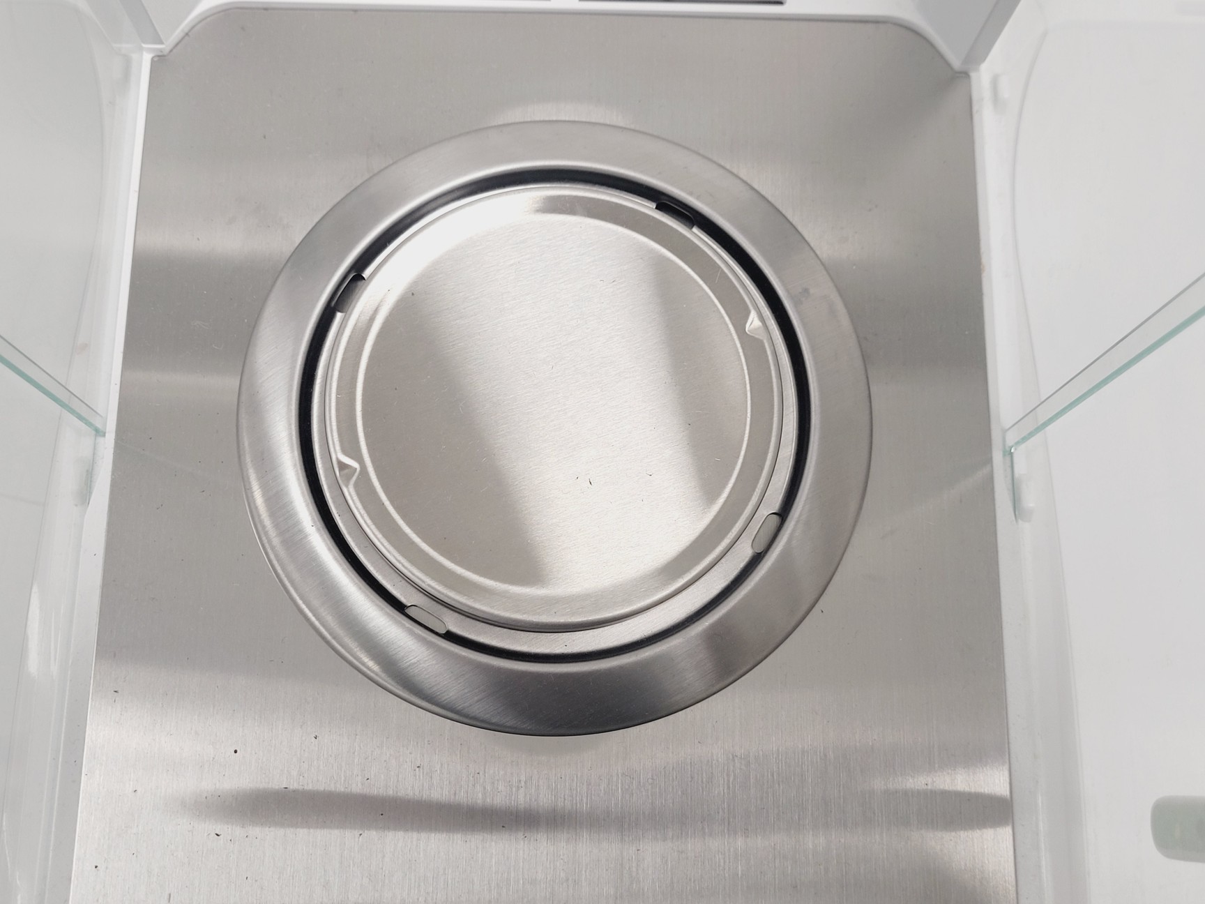 Image of Ohaus Adventurer AX224 Analytical Balance