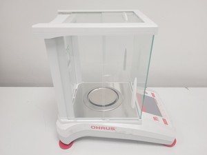 Thumbnail image of Ohaus Adventurer AX224 Analytical Balance