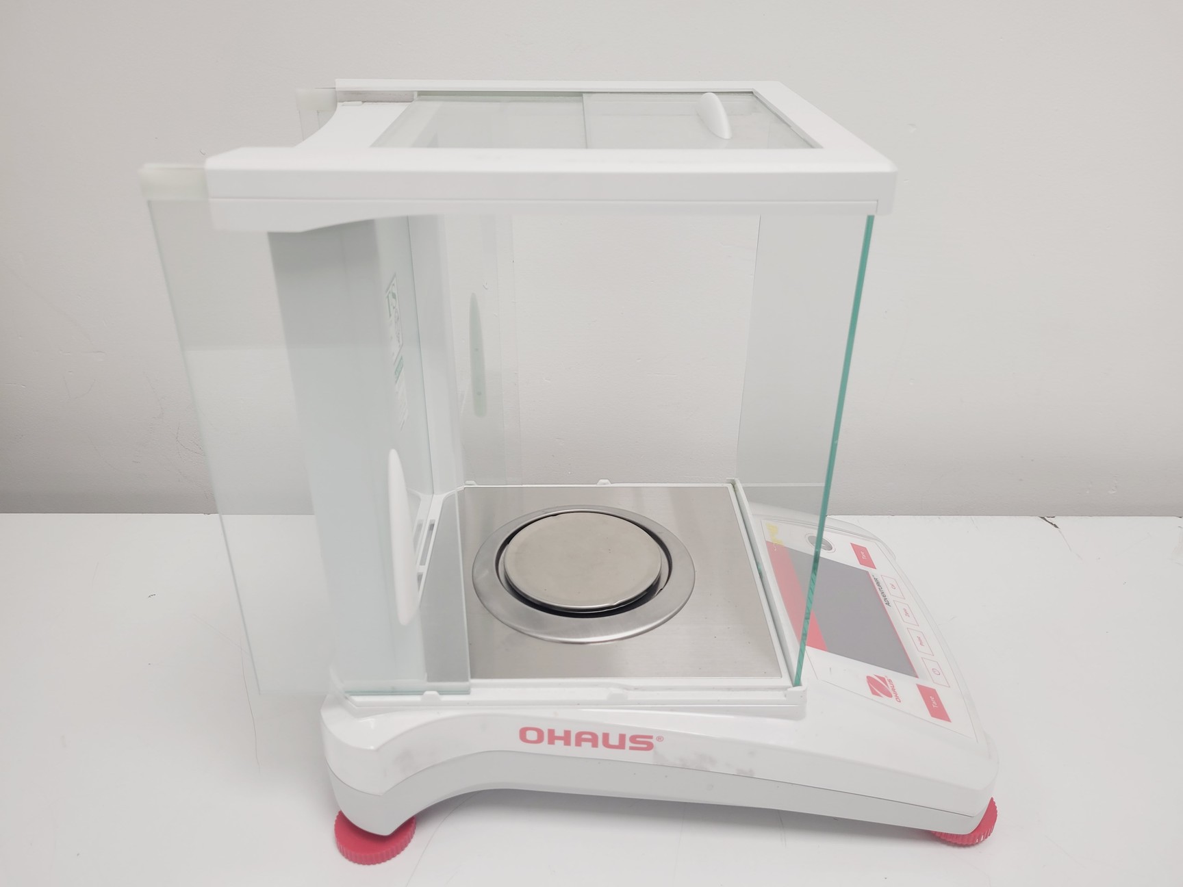 Image of Ohaus Adventurer AX224 Analytical Balance