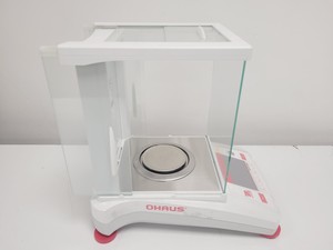 Thumbnail image of Ohaus Adventurer AX224 Analytical Balance