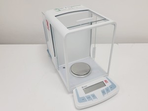 Thumbnail image of Ohaus Discovery DV215CD Analytical Balance