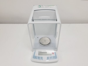 Thumbnail image of Ohaus Discovery DV215CD Analytical Balance