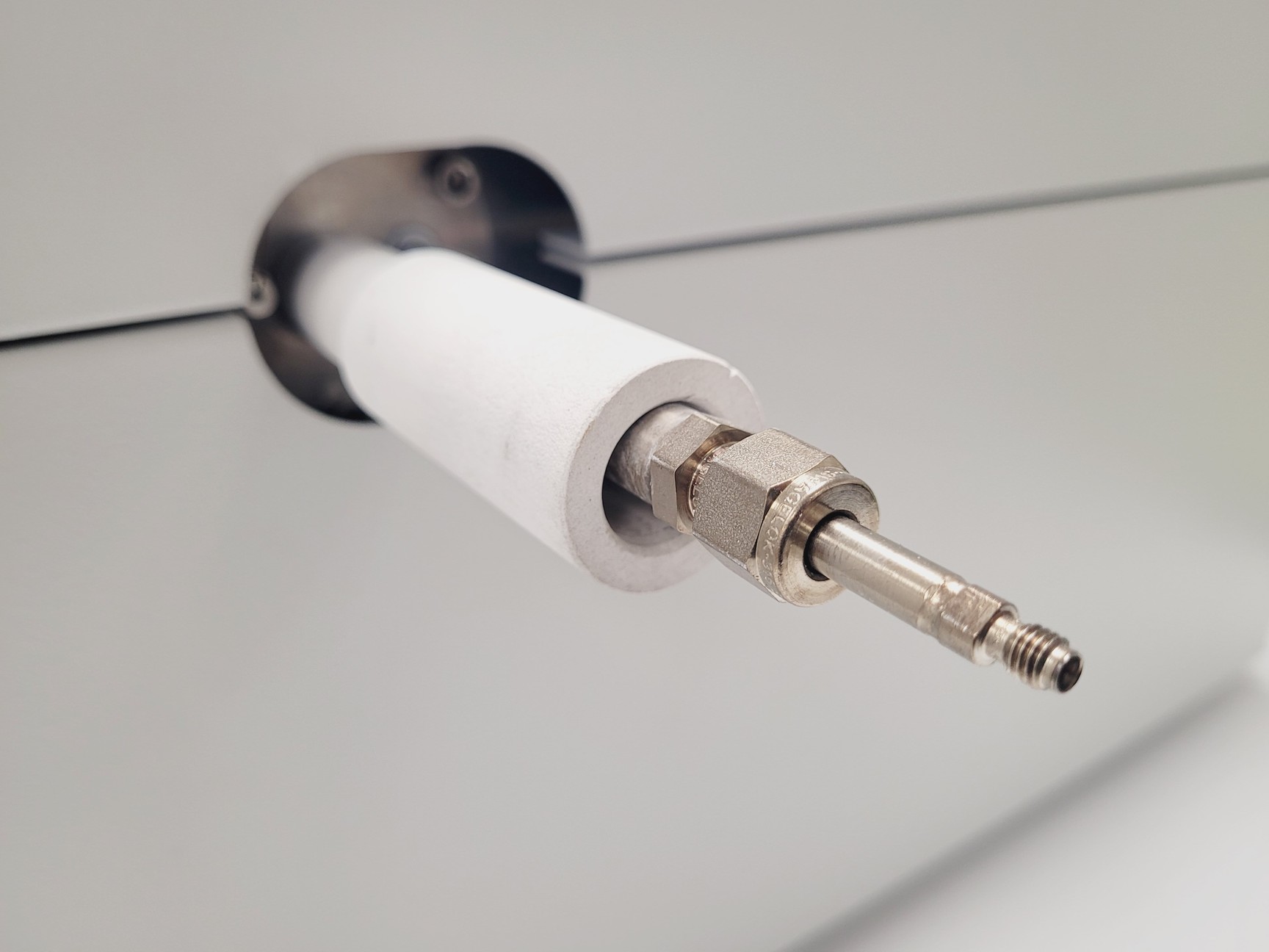 Image of ALMSCO International BenchTOF-dx Mass Spectrometer