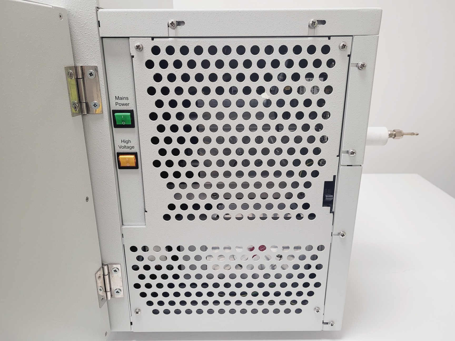 Image of ALMSCO International BenchTOF-dx Mass Spectrometer
