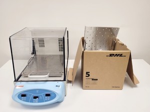 Thumbnail image of Thermo Scientific MaxQ 4450 Digital Orbital Incubator Shaker & Spare Parts Lab