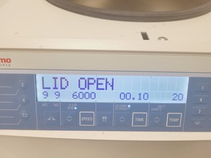 Thumbnail image of Thermo Fisher Scientific Heraeus X1R Multifuge