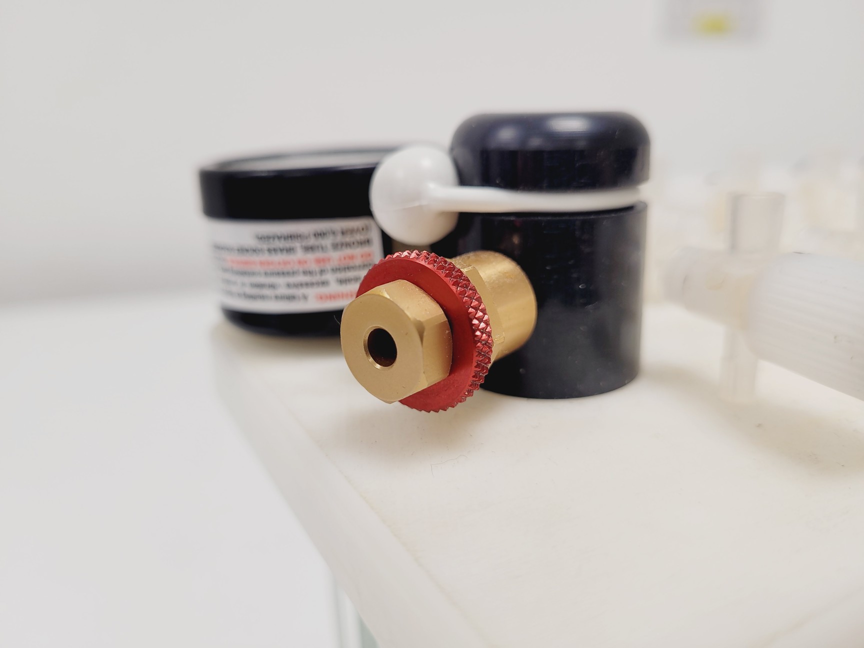 Image of Varian 20-position Vacuum Manifold