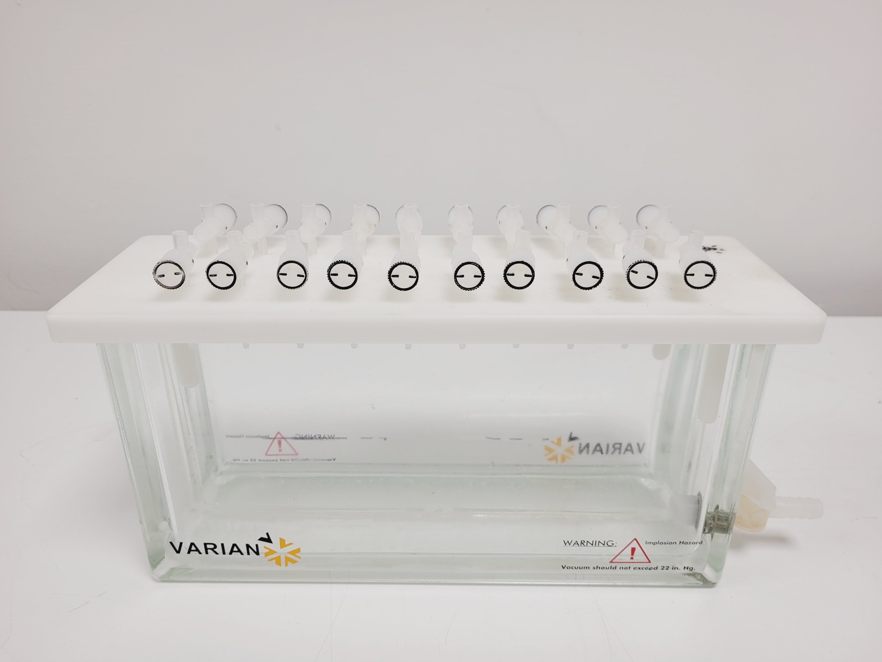 Image of Varian 20-position Vacuum Manifold