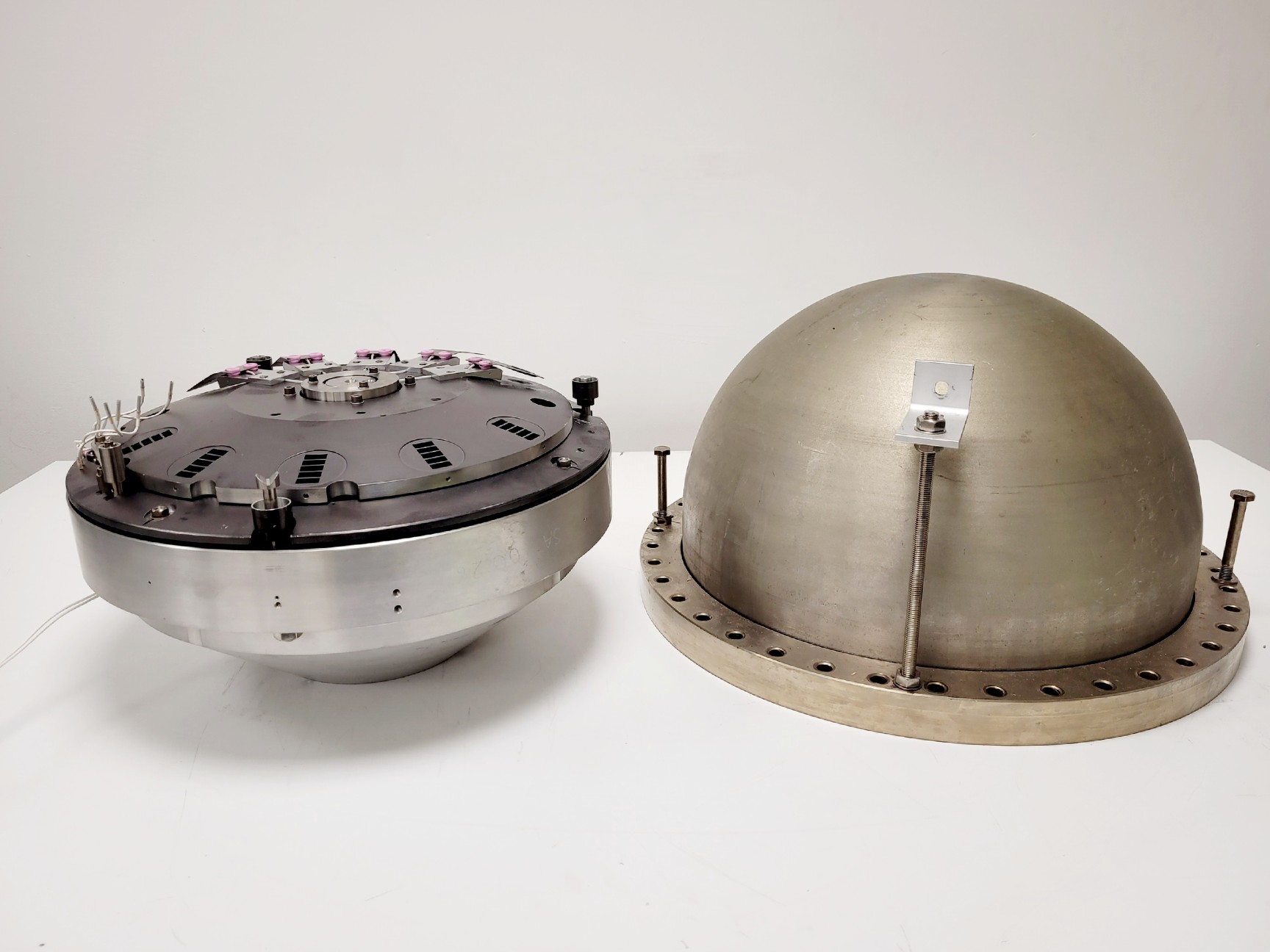 Image of Electron Spectroscopy for Chemical Analysis (ESCA) System Lab