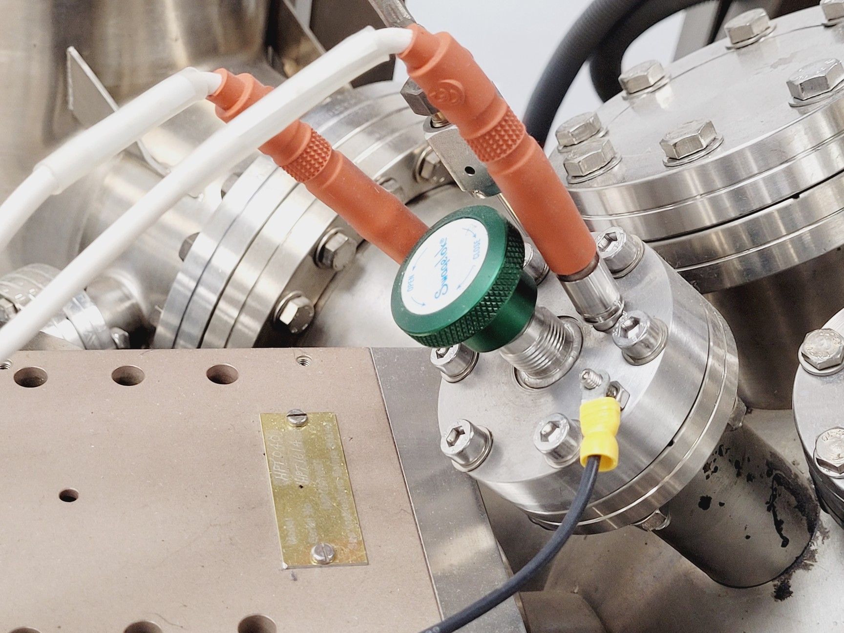 Image of Electron Spectroscopy for Chemical Analysis (ESCA) System Lab