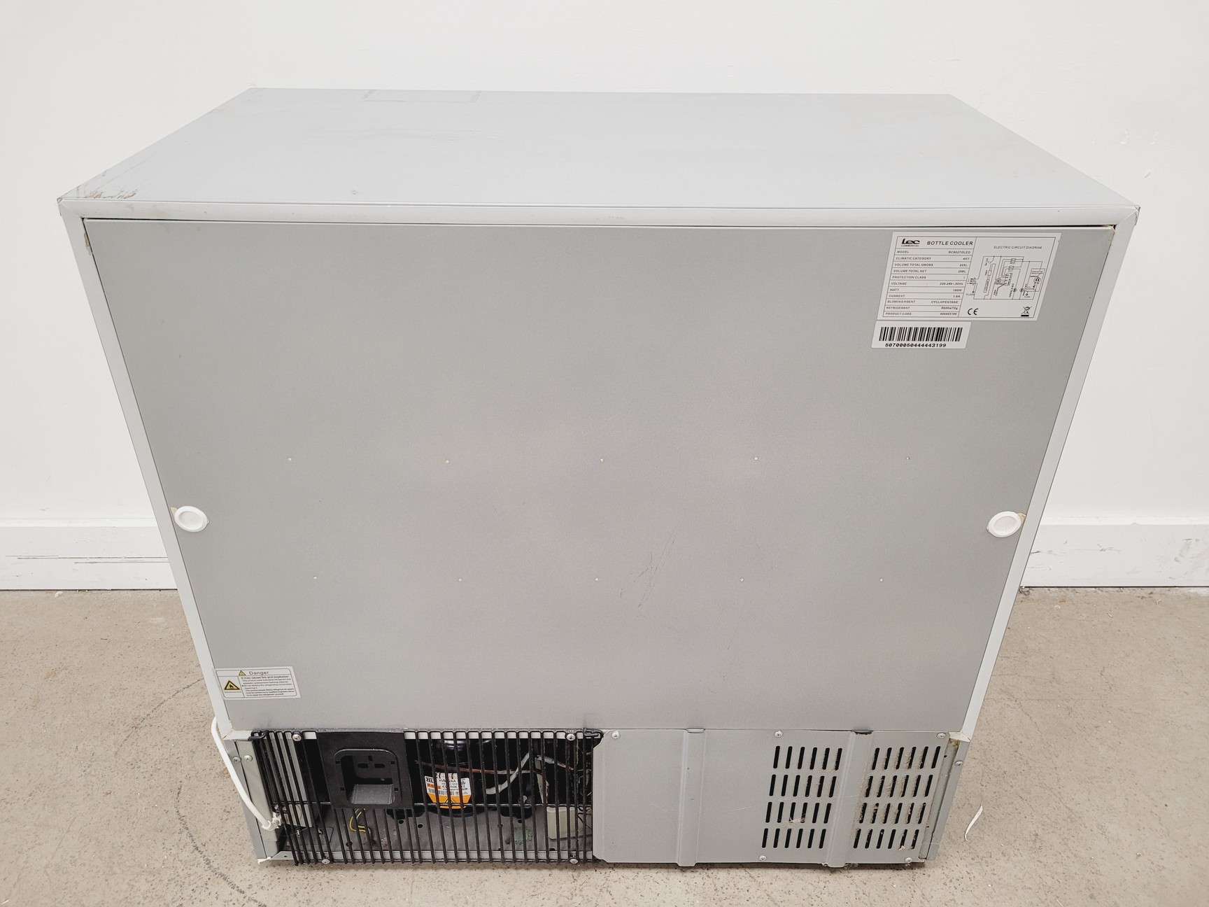 Image of LEC Silver Double Sliding Door Bottle Cooler 225L BC9027G LED