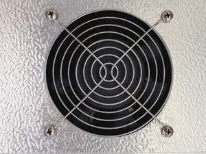 Thumbnail image of LEC Silver Double Sliding Door Bottle Cooler 225L BC9027G LED