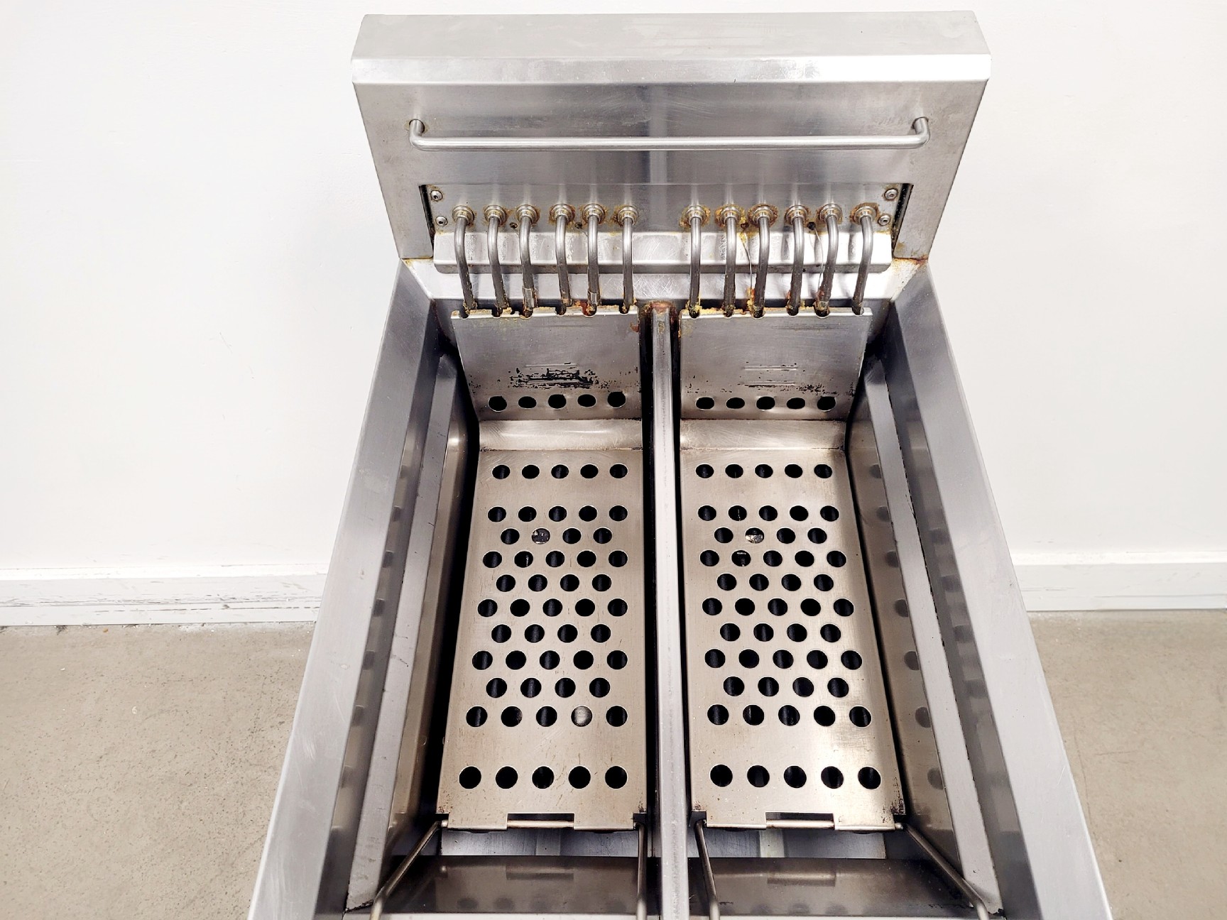 Image of Moffat E44 Twin Pan Electric Fryer