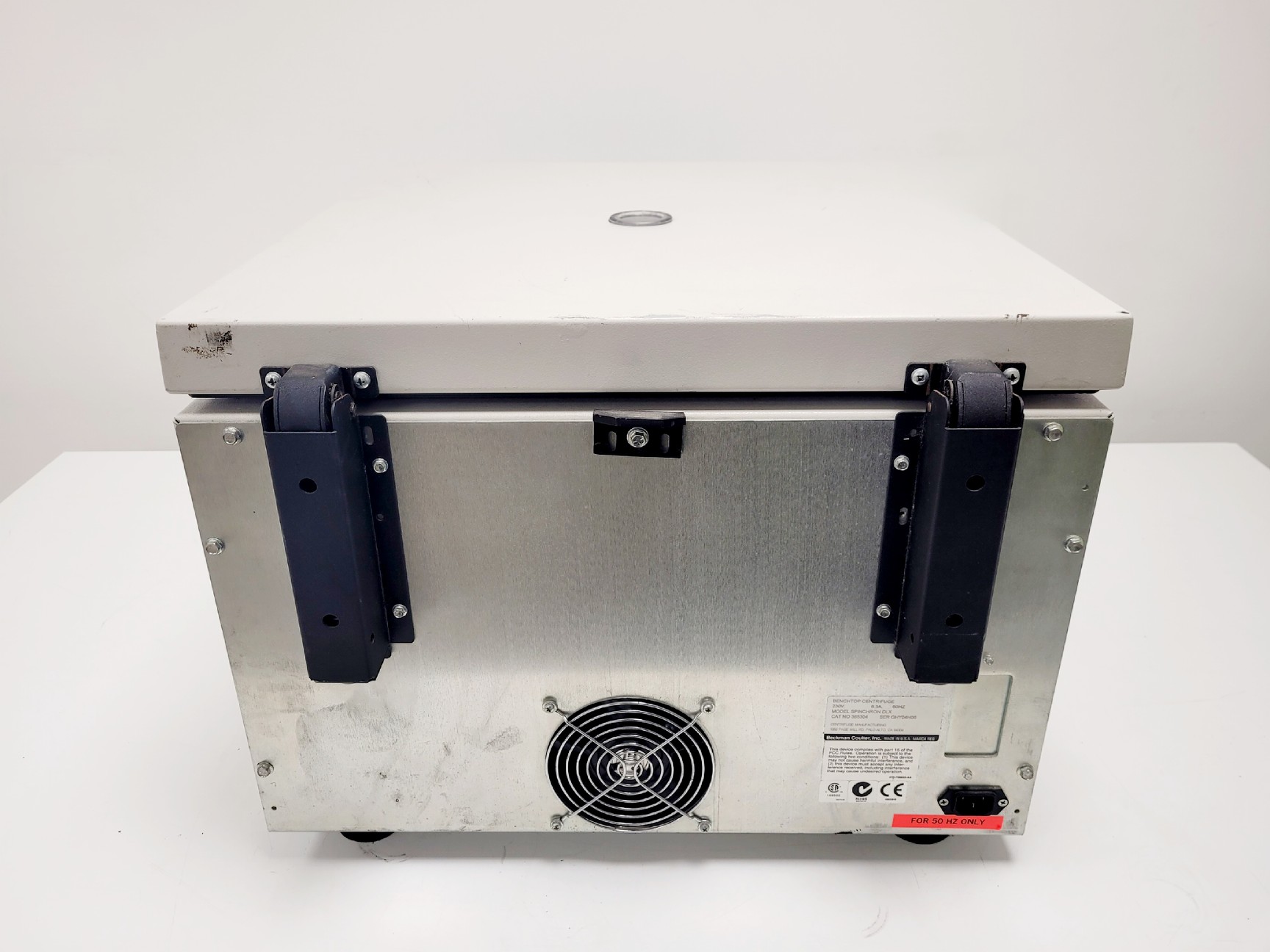 Image of Beckman Coulter Spinchron DLX Benchtop Centrifuge