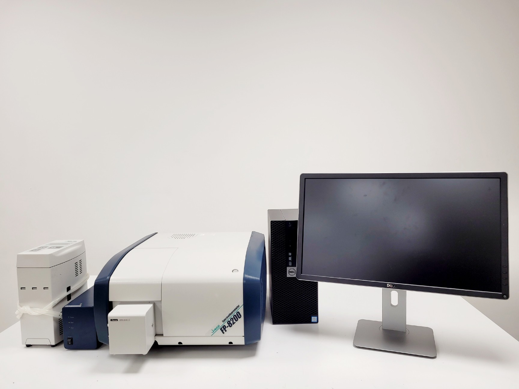 Image of Jasco FP-8200 Spectrofluorometer & PC System