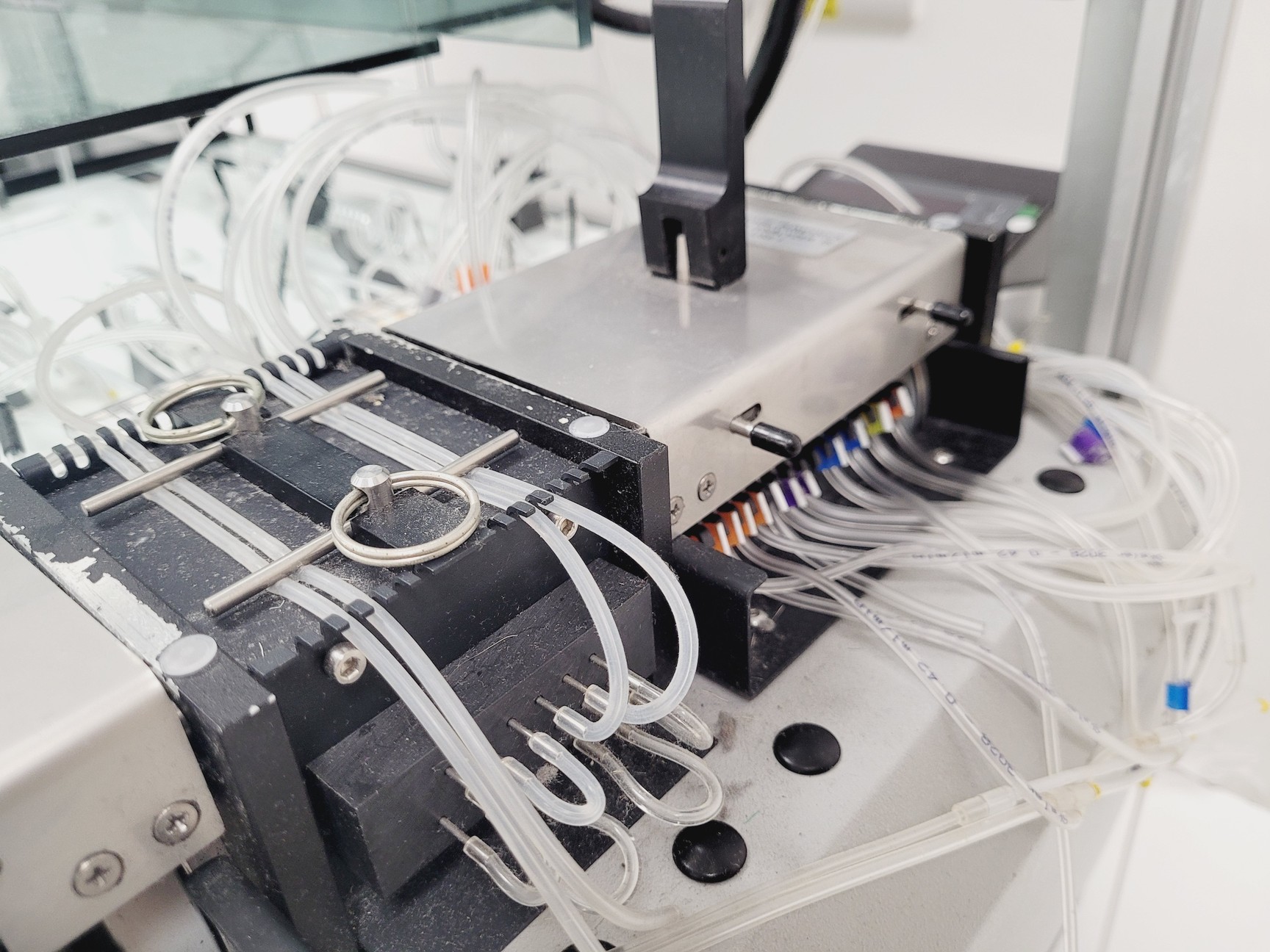 Image of Skalar San++ Continuous Flow Analyser 5000 System