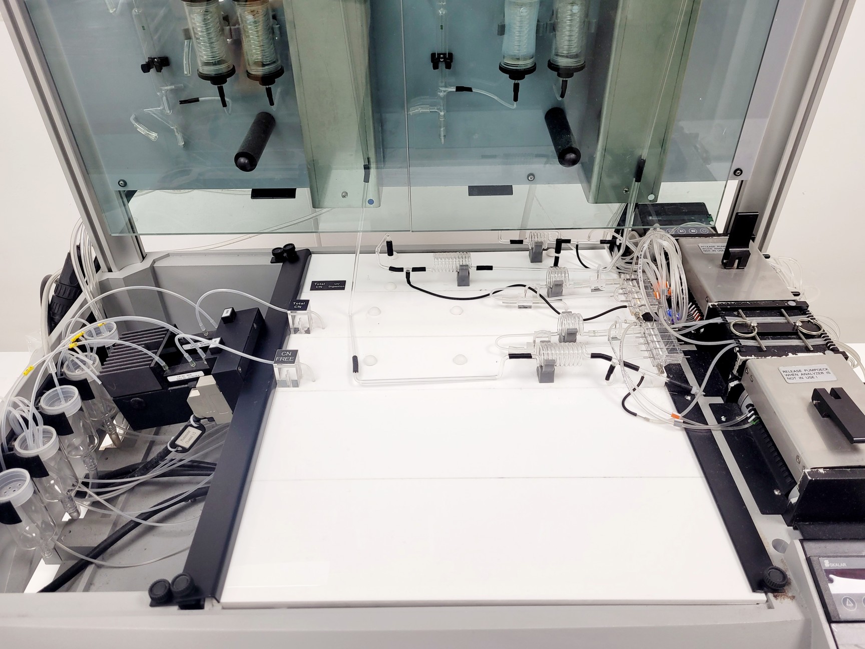 Image of Skalar San++ Continuous Flow Analyser 5000 System