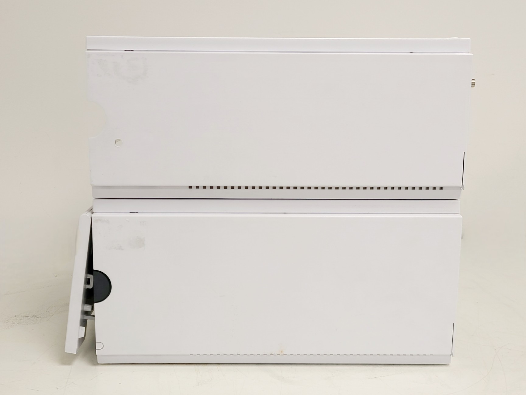 Image of Agilent 1200 Series System: G1379B, G1376A, G2226A, G4240A, G1377A and G4208A
