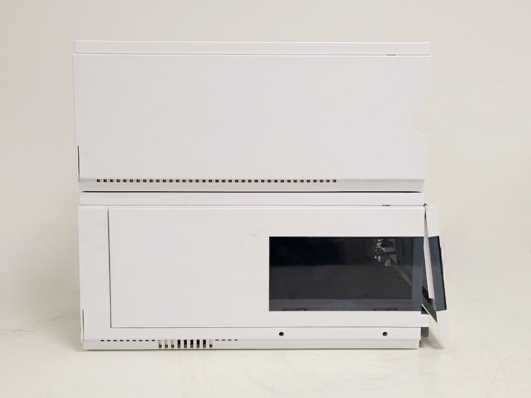 Image of Agilent 1200 Series System: G1379B, G1376A, G2226A, G4240A, G1377A and G4208A